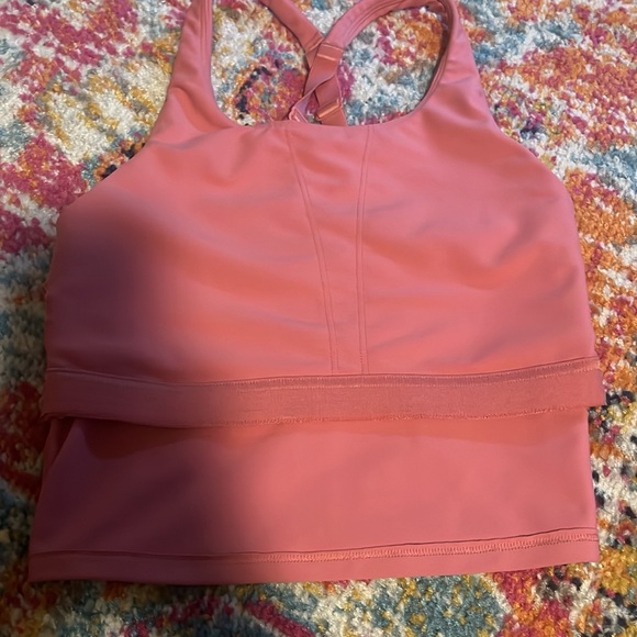 old navy workout tank - Picture 4 of 6